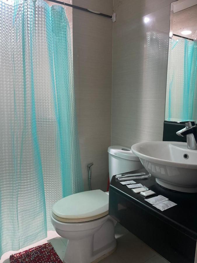 Henry'S Newport Condotel Pasay Exteriér fotografie