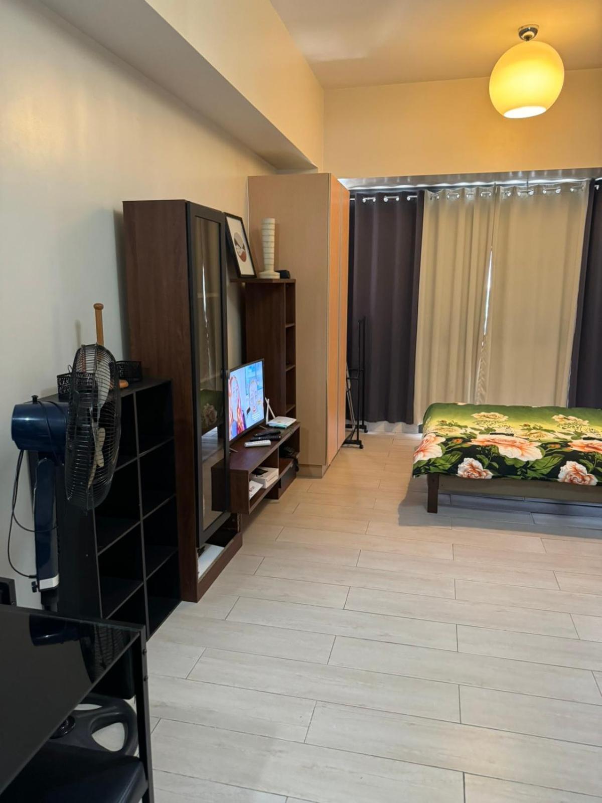 Henry'S Newport Condotel Pasay Exteriér fotografie