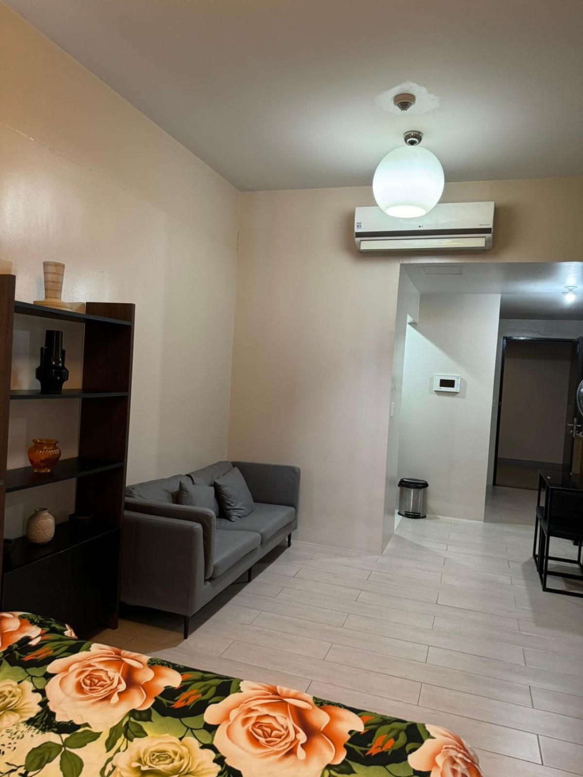 Henry'S Newport Condotel Pasay Exteriér fotografie