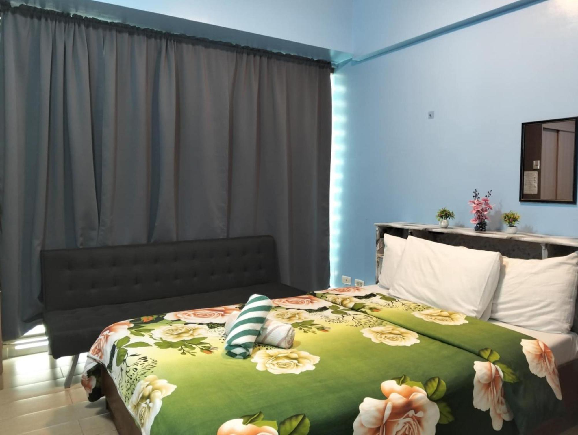 Henry'S Newport Condotel Pasay Exteriér fotografie