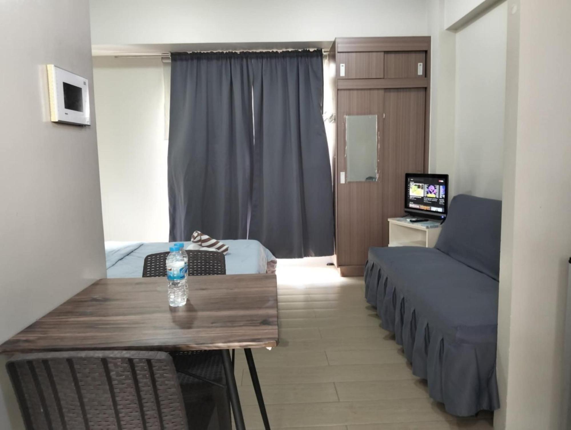 Henry'S Newport Condotel Pasay Exteriér fotografie