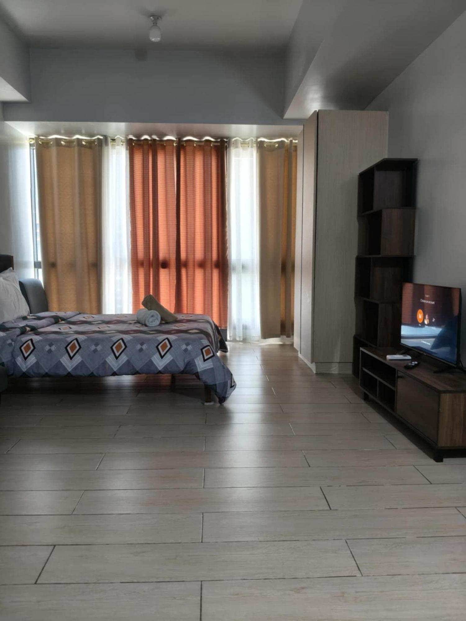 Henry'S Newport Condotel Pasay Exteriér fotografie