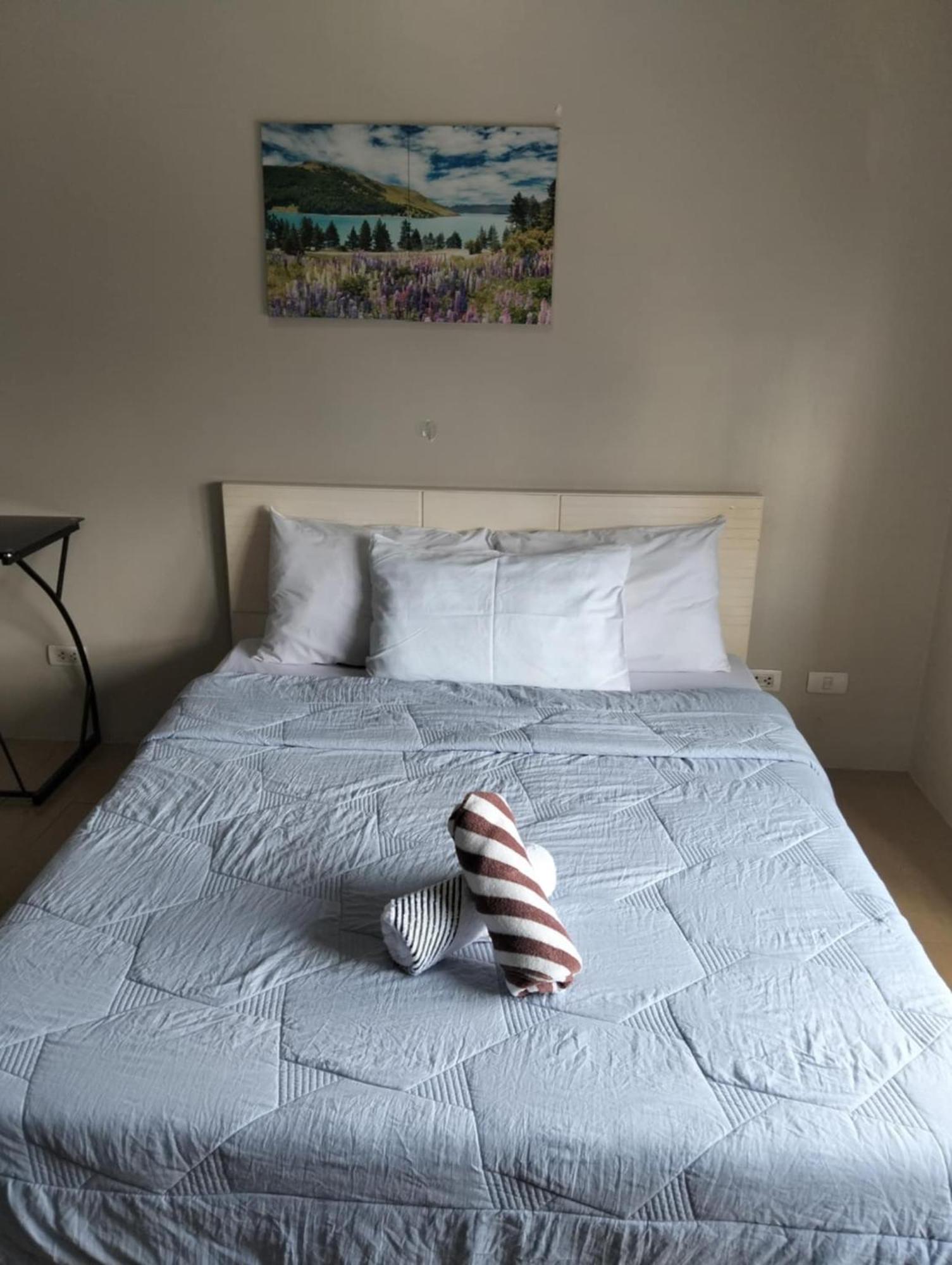 Henry'S Newport Condotel Pasay Exteriér fotografie